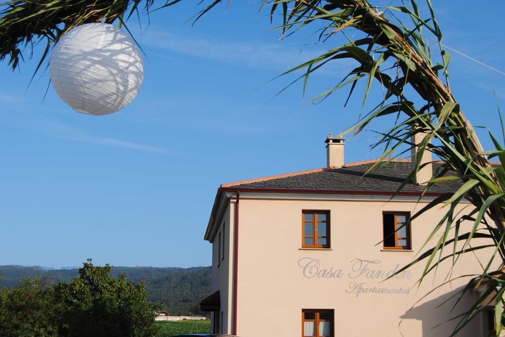 Apartamentos Fandin Ribadeo Exterior photo