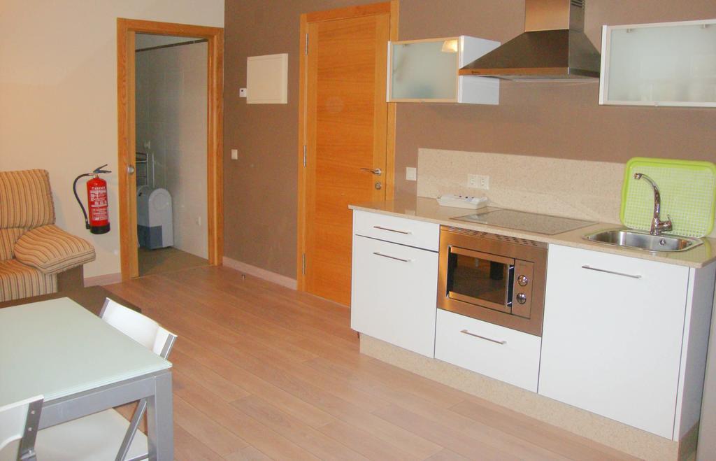 Apartamentos Fandin Ribadeo Room photo