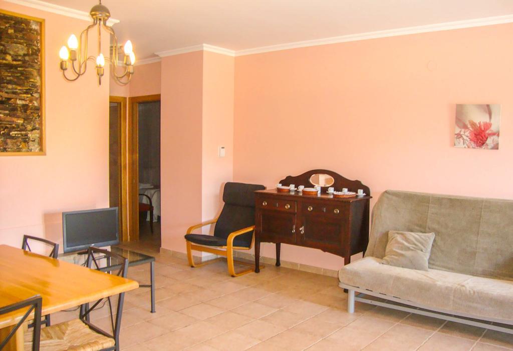 Apartamentos Fandin Ribadeo Room photo