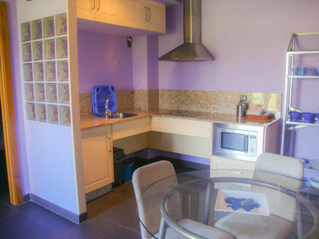 Apartamentos Fandin Ribadeo Room photo